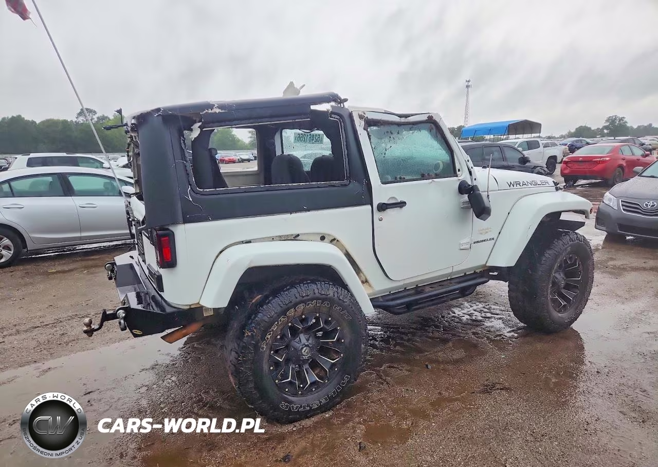 2014 Jeep Wrangler Sahara VIN:1C4AJWBG2EL194468 - 3