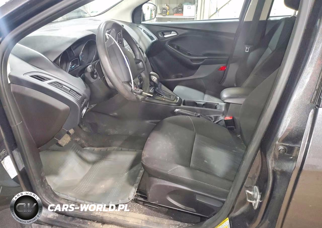 2018 Ford Focus Se VIN:1FADP3F22JL262499 - 7