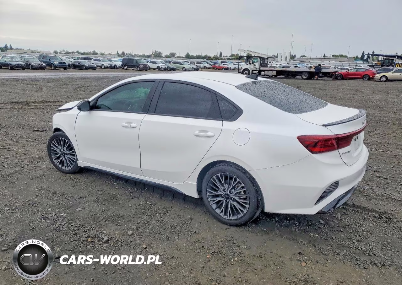 2024 Kia Forte Gt Line VIN:3KPF54AD3RE741199 - 2
