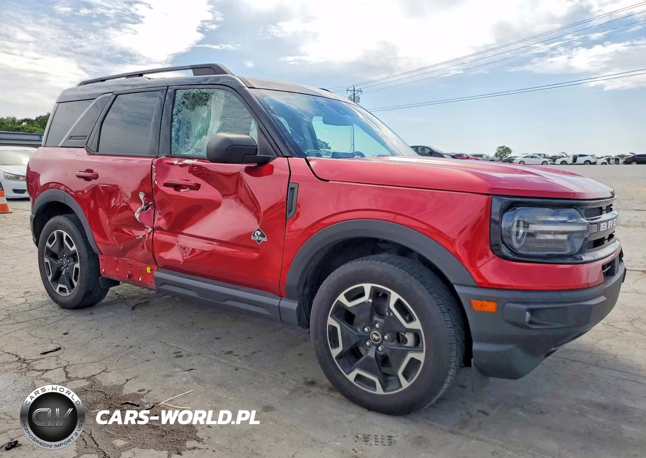 2021 Ford Bronco Sport Outer Banks VIN:3FMCR9C65MRA37442 - 4