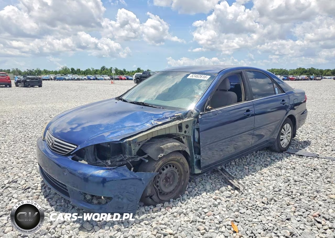 2005 Toyota Camry Le – zdjęcie 1 z 12