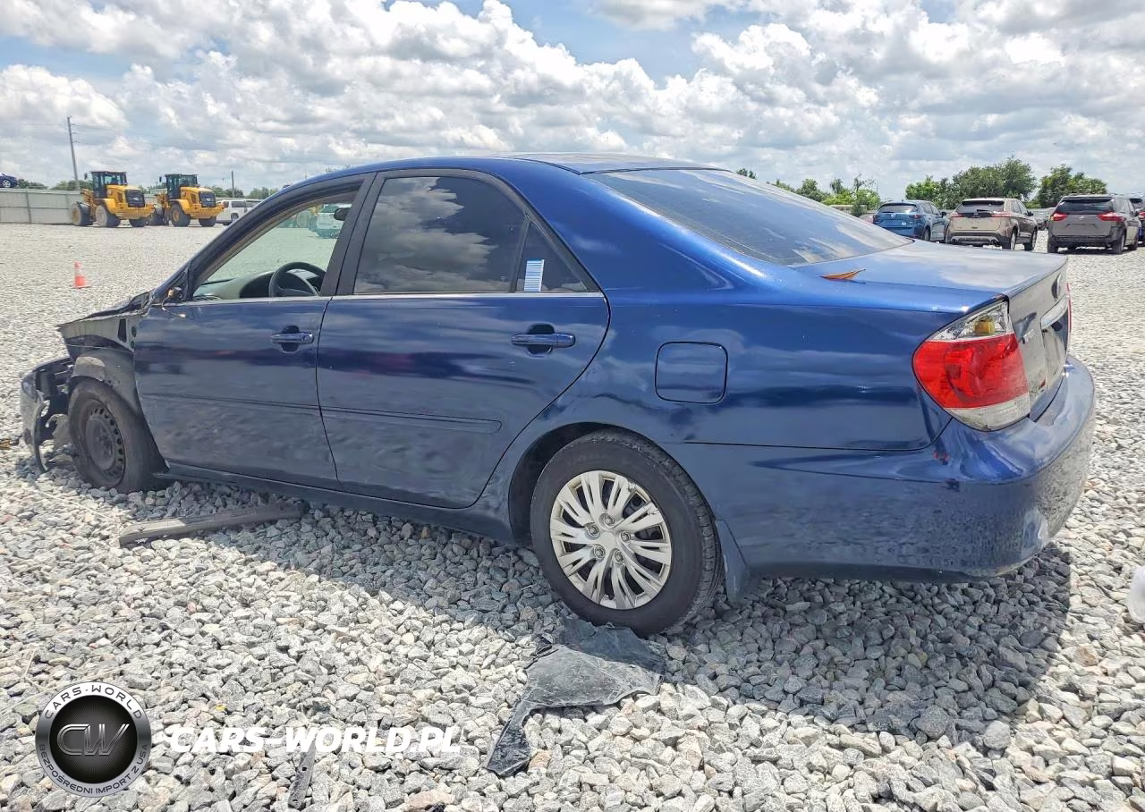 2005 Toyota Camry Le VIN:4T1BE32K75U102451 - 2