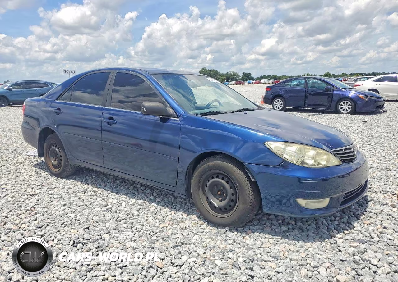 2005 Toyota Camry Le VIN:4T1BE32K75U102451 - 4