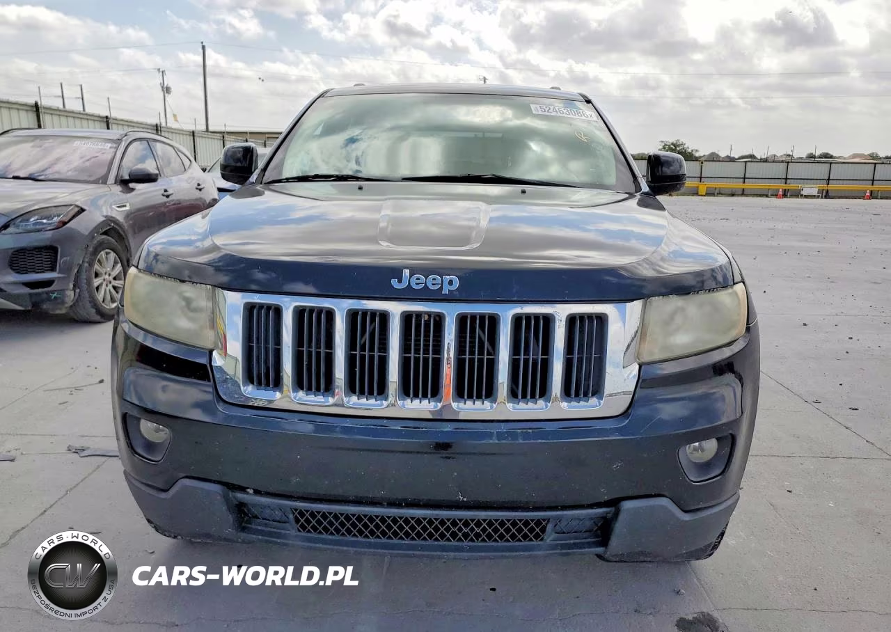 2013 Jeep Grand Cherokee Laredo VIN:1C4RJFAG9DC568531 - 5