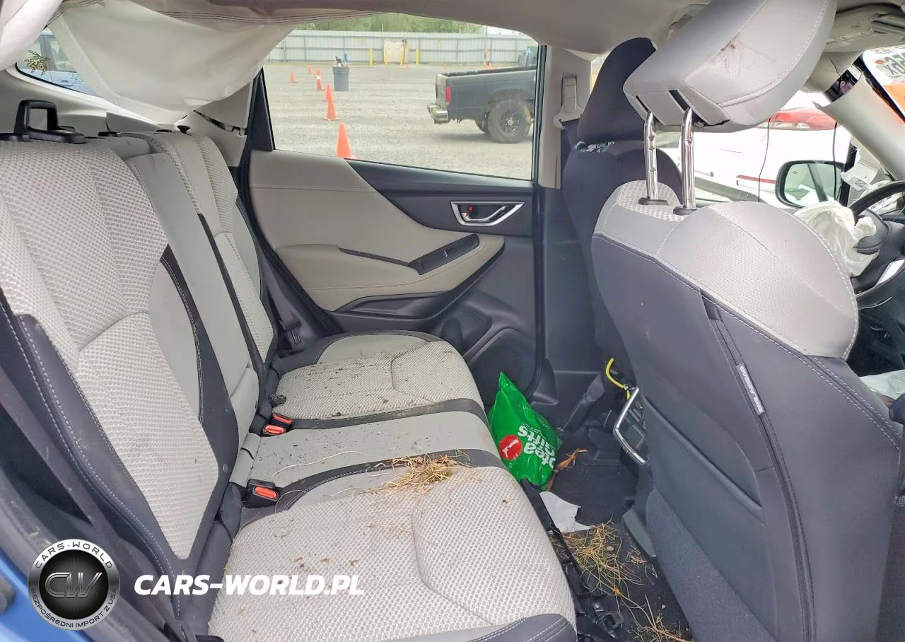 2019 Subaru Forester Premium VIN:JF2SKAEC3KH461548 - 11