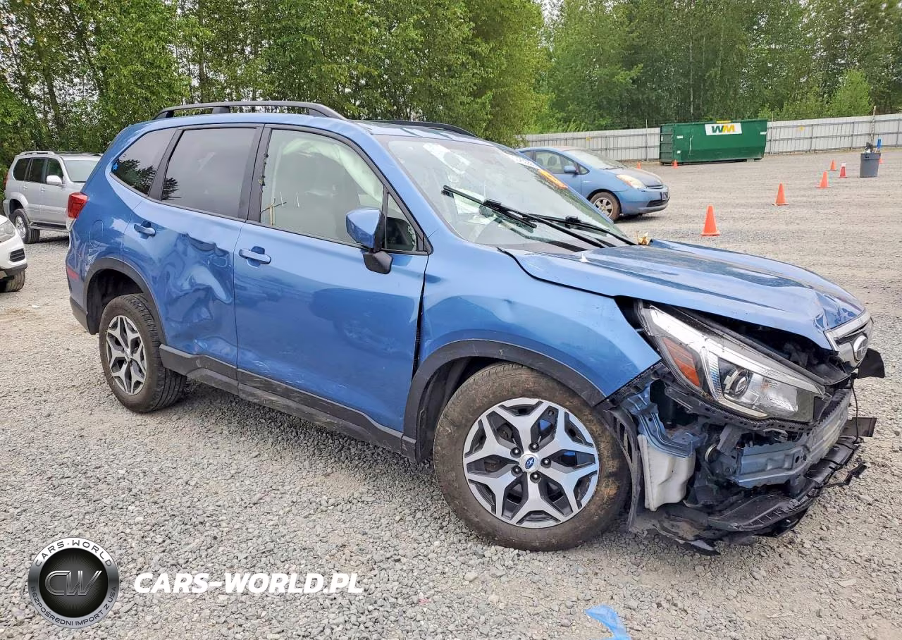 2019 Subaru Forester Premium VIN:JF2SKAEC3KH461548 - 4