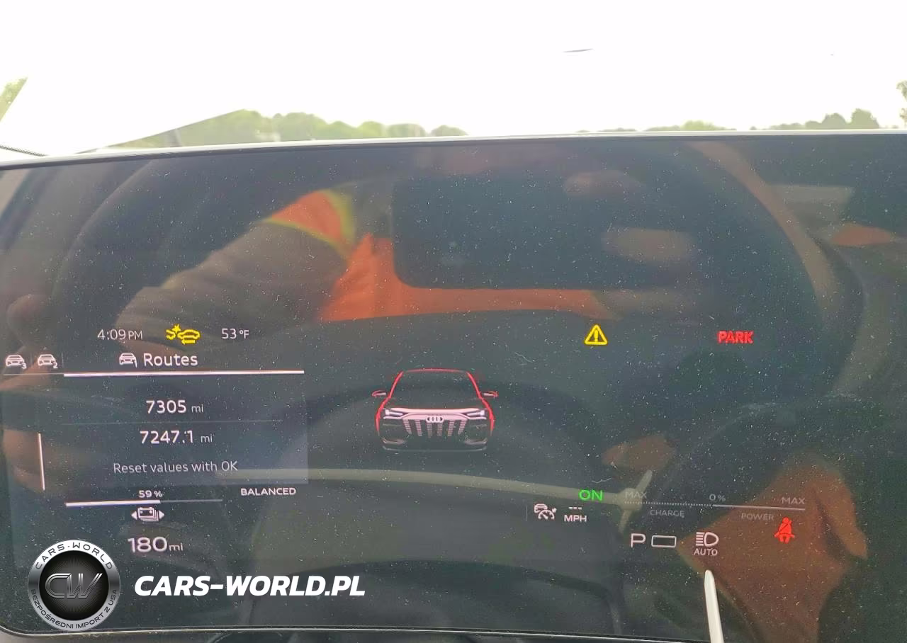 2025 Audi Q6 E-Tron Premium VIN:WA112BGF9SA021196 - 9