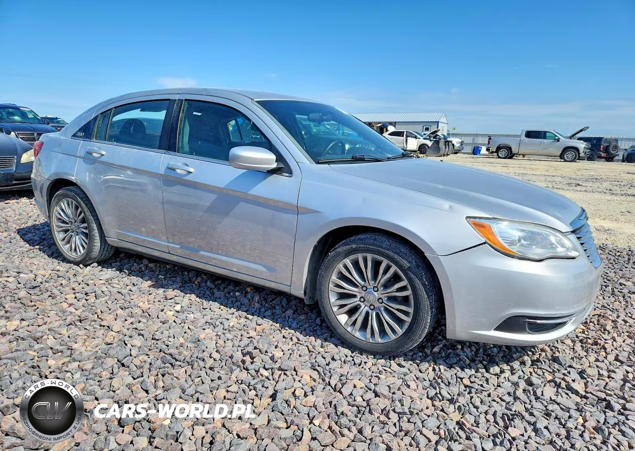 2012 Chrysler 200 Lx VIN:1C3CCBAB9CN274115 - 4