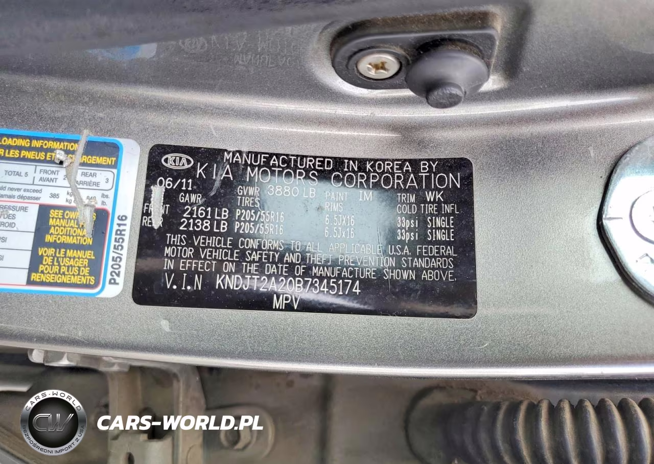 2011 Kia Soul + VIN:KNDJT2A20B7345174 - 13