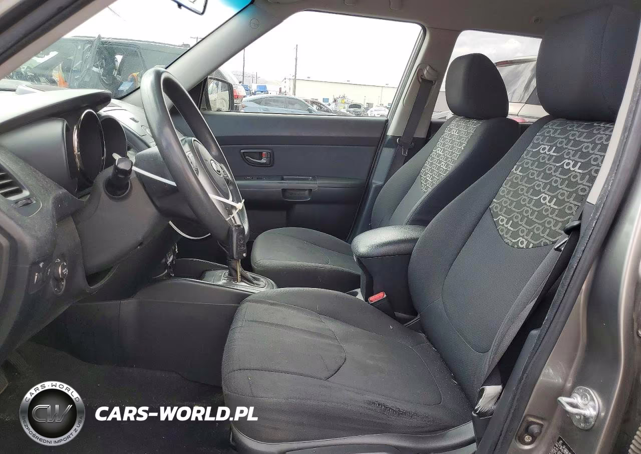 2011 Kia Soul + VIN:KNDJT2A20B7345174 - 7
