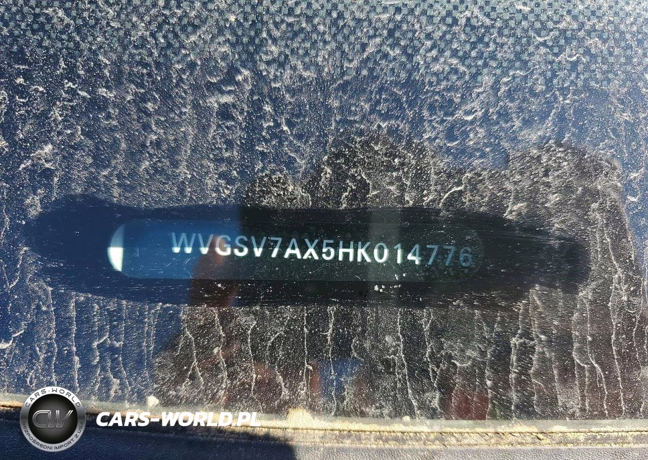 2017 Volkswagen Tiguan Wolfsburg VIN:WVGSV7AX5HK014776 - 13