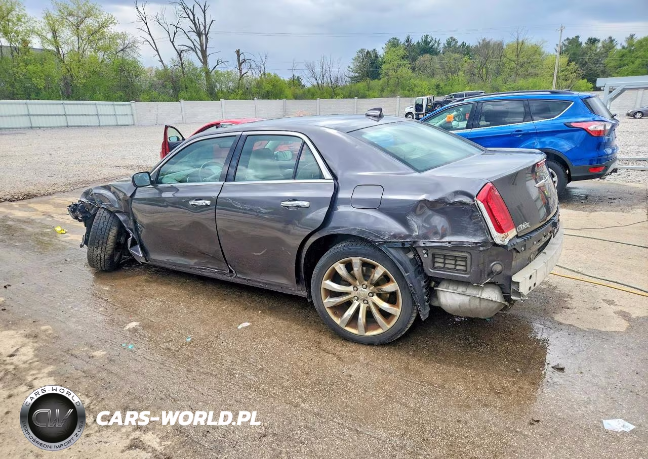 2018 Chrysler 300 Limited VIN:2C3CCAEG1JH123128 - 2