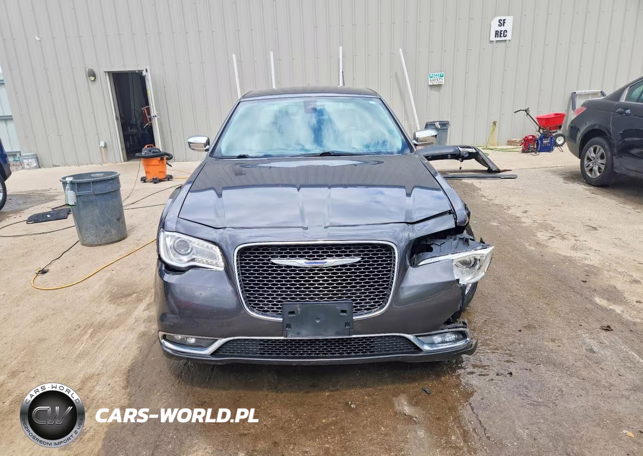 2018 Chrysler 300 Limited VIN:2C3CCAEG1JH123128 - 5