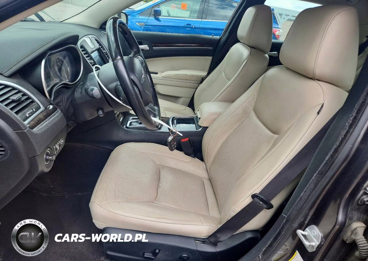 2018 Chrysler 300 Limited VIN:2C3CCAEG1JH123128 - 7