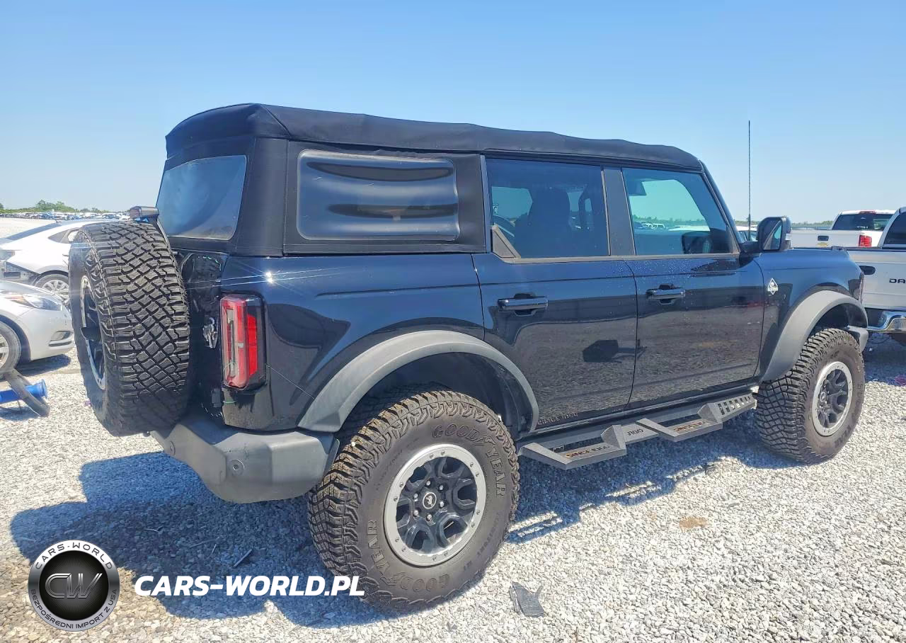 2021 Ford Bronco Base VIN:1FMEE5DP4MLA90717 - 3