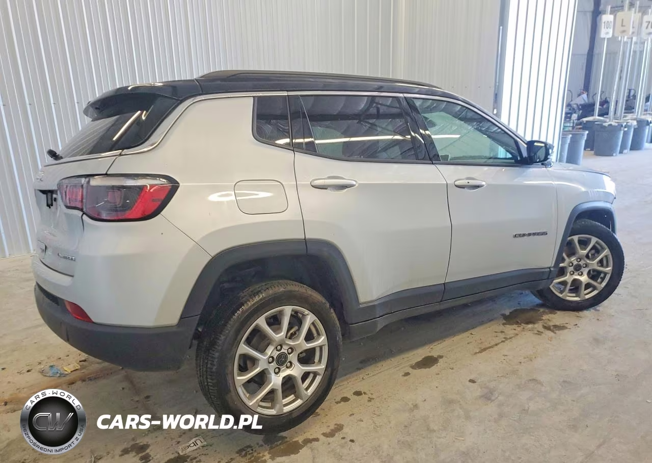 2025 Jeep Compass Limited VIN:3C4NJDCN7ST504956 - 3