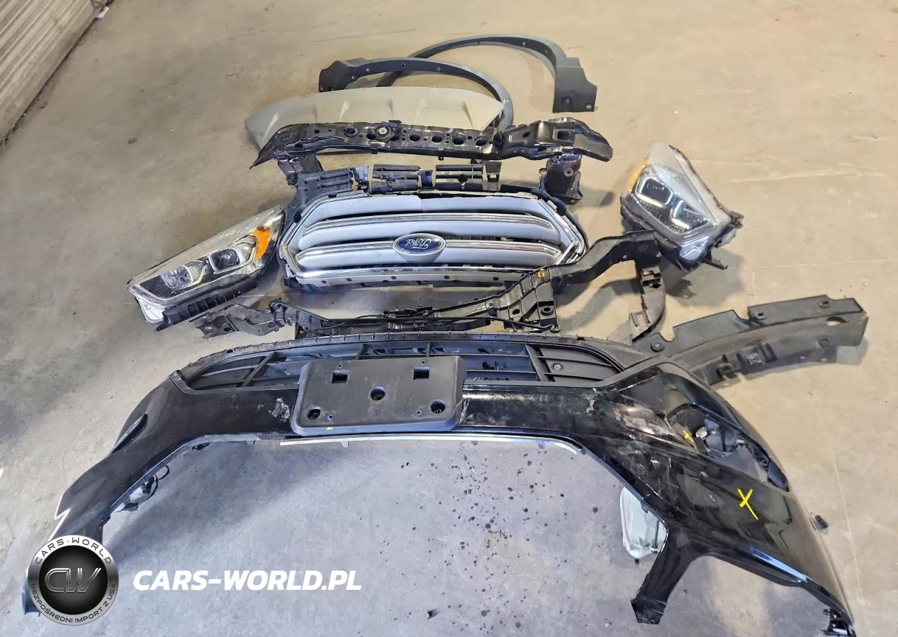 2018 Ford Escape Titanium VIN:1FMCU9J91JUD46535 - 13