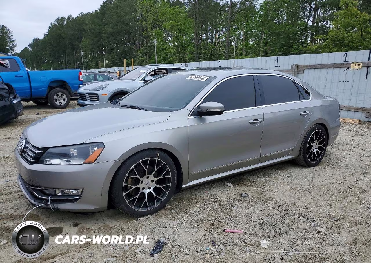 2013 Volkswagen Passat Sel