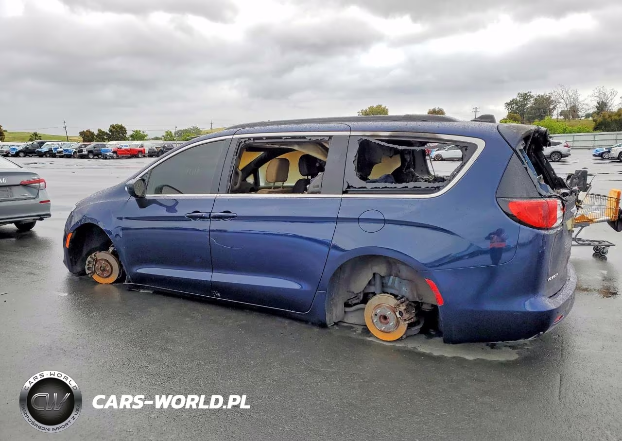 2020 Chrysler Voyager Lxi VIN:2C4RC1DG3LR192116 - 2