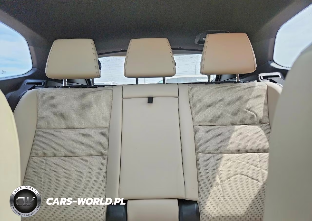 2024 BMW X1 xDrive28I VIN:WBX73EF0XR5Y84297 - 10
