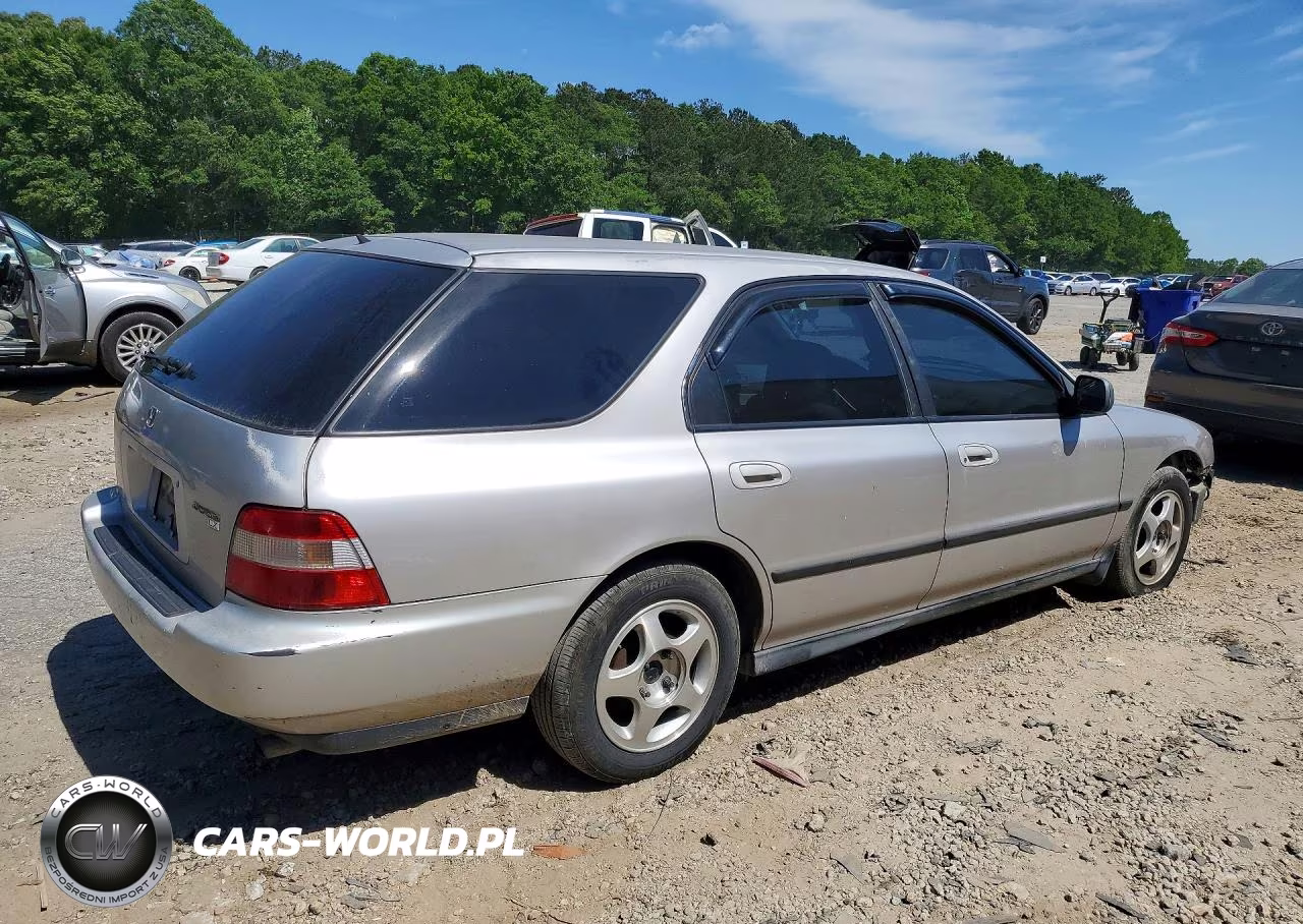 1996 Honda Accord Lx VIN:1HGCE1820TA000638 - 3