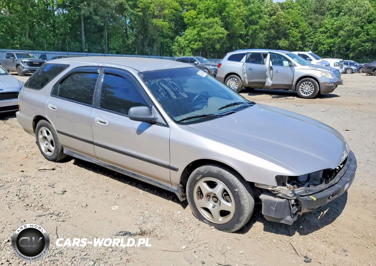1996 Honda Accord Lx VIN:1HGCE1820TA000638 - 4