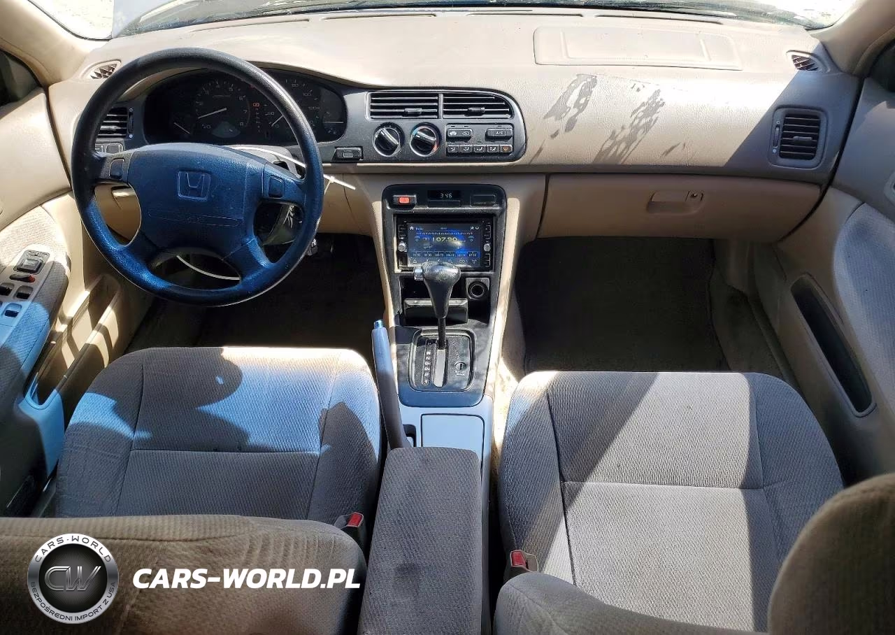 1996 Honda Accord Lx VIN:1HGCE1820TA000638 - 8