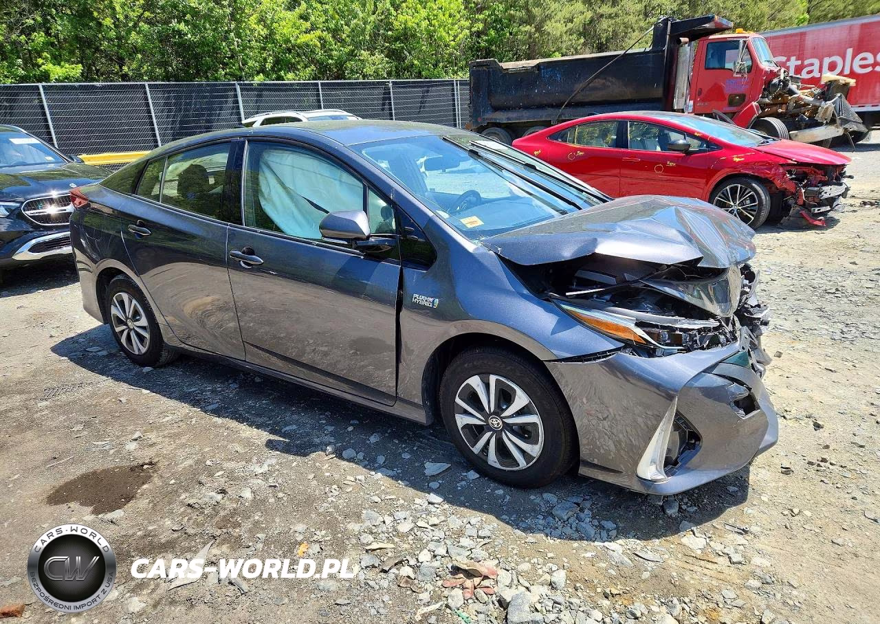 2019 Toyota Prius Prime Premium VIN:JTDKARFP5K3117413 - 4
