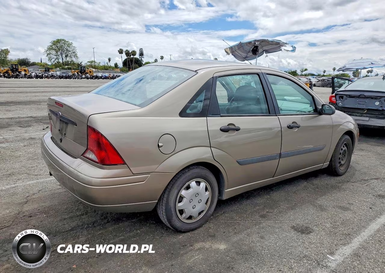 2003 Ford Focus Lx VIN:1FAFP33Z63W329438 - 3