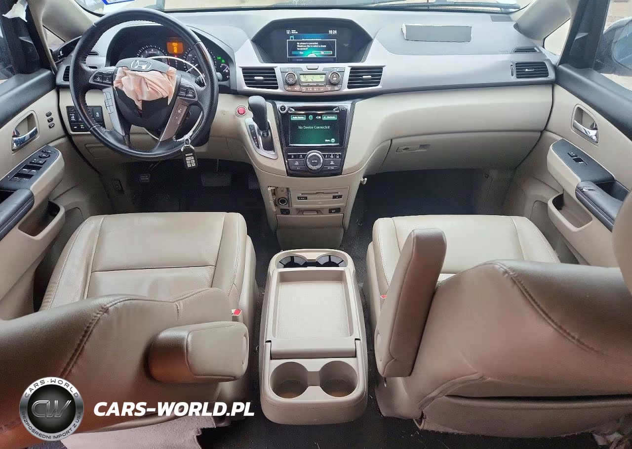 2017 Honda Odyssey Touring VIN:5FNRL5H90HB007977 - 8