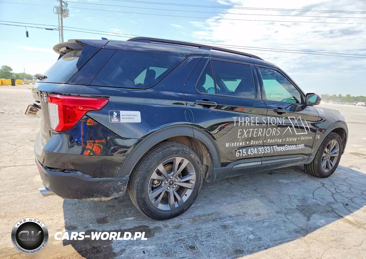 2024 Ford Explorer Xlt VIN:1FMSK8DH1RGA44722 - 3