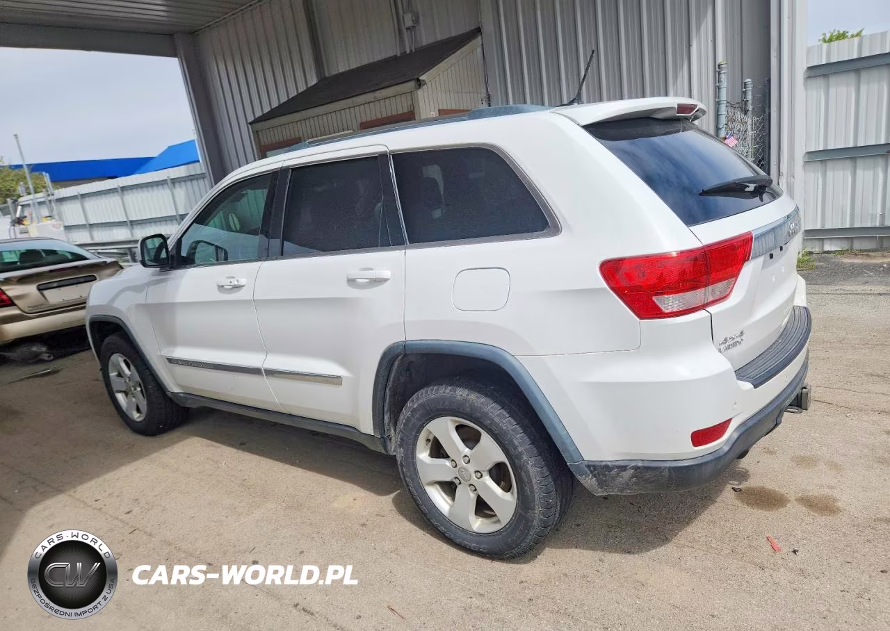 2013 Jeep Grand Cherokee Laredo VIN:1C4RJFAT4DC576534 - 2