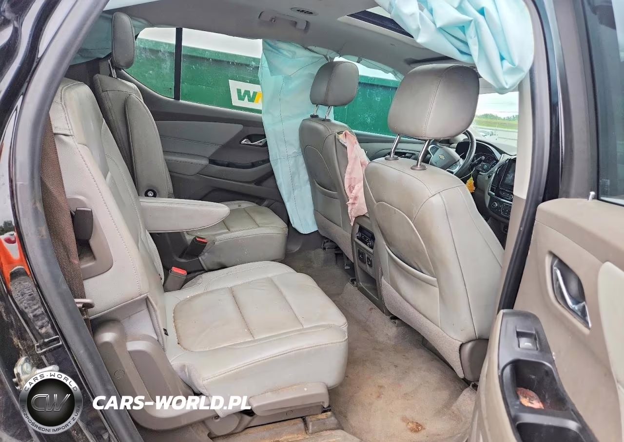 2018 Chevrolet Traverse Lt VIN:1GNERHKW4JJ271724 - 11