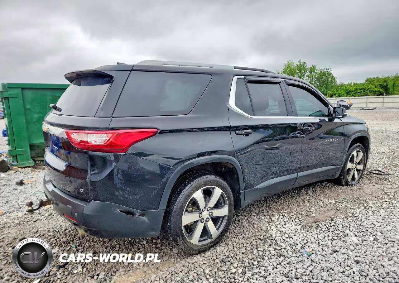 2018 Chevrolet Traverse Lt VIN:1GNERHKW4JJ271724 - 3