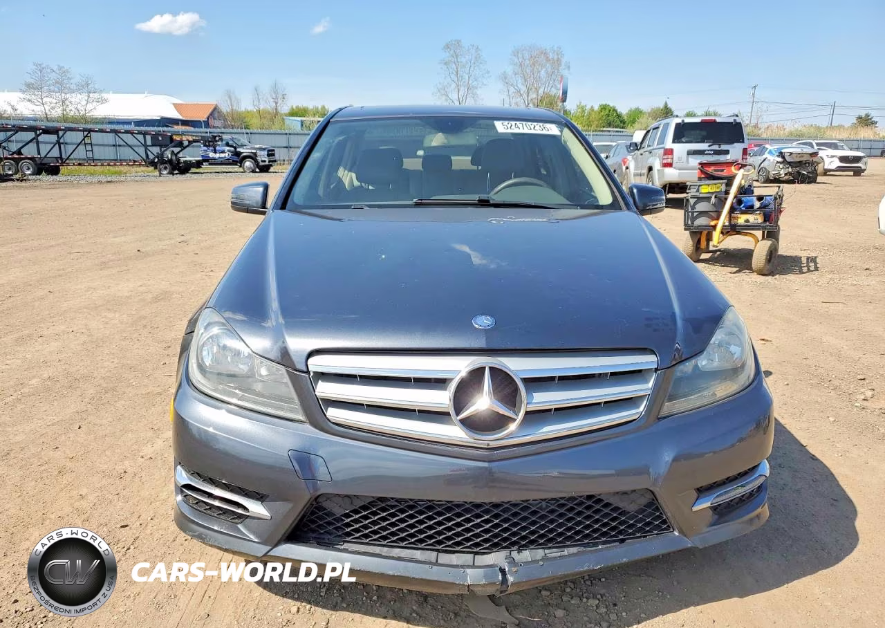 2013 Mercedes-Benz C 300 4Matic VIN:WDDGF8AB1DA881244 - 5