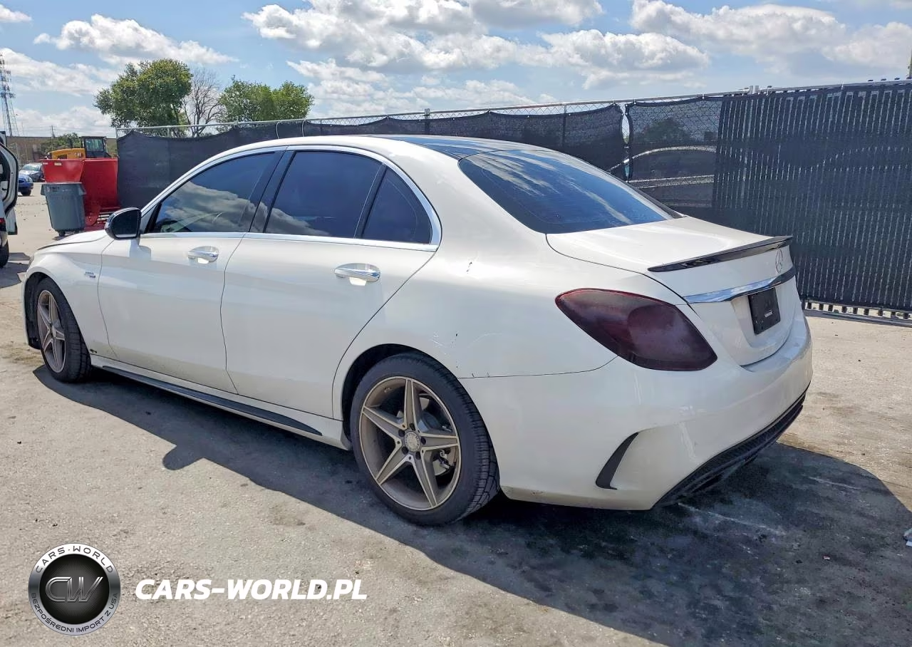 2016 Mercedes-Benz C 300 VIN:55SWF4JB1GU177053 - 2