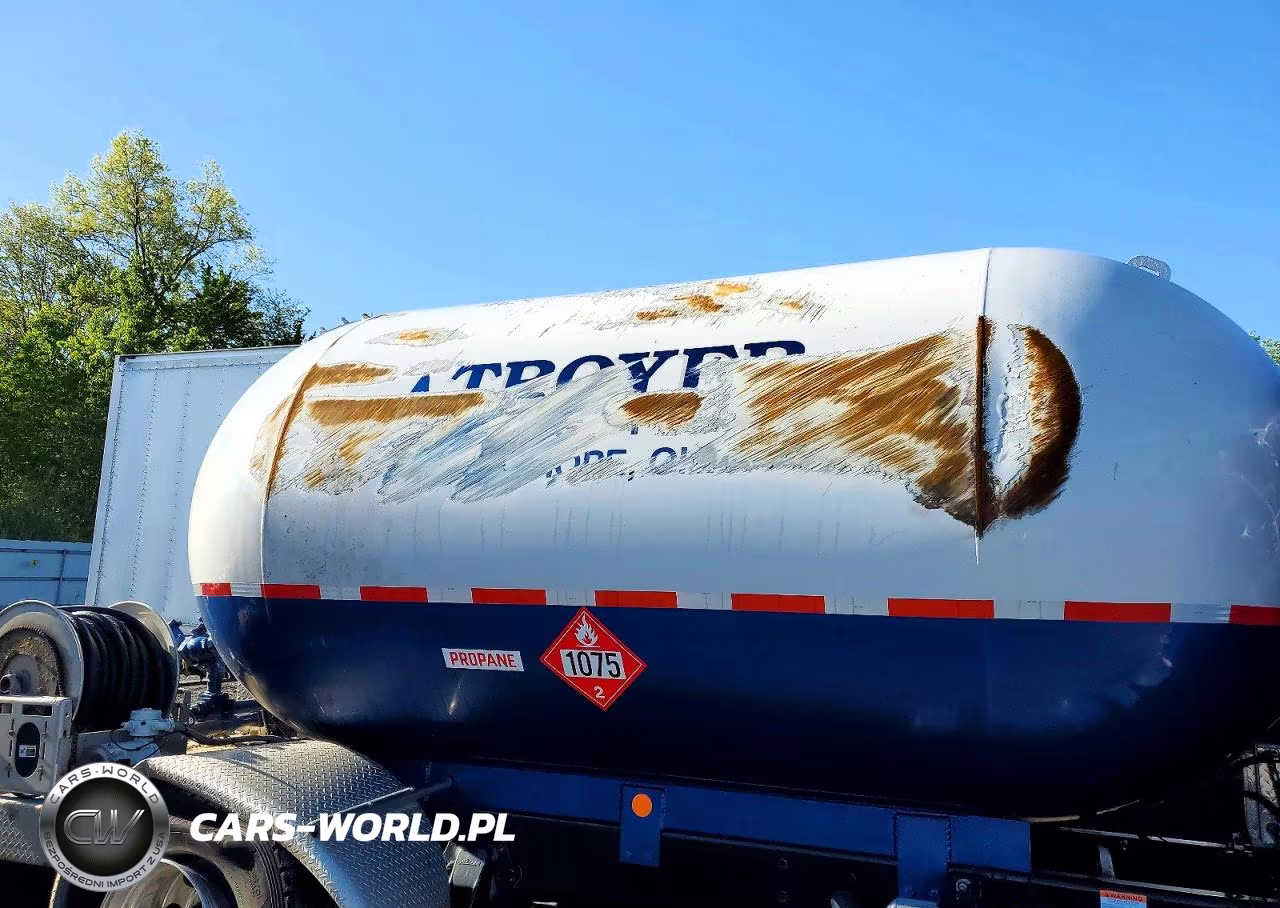 2024 Freightliner Business Class M2 Fuel Truck VIN:1FVACXFE4RHVA9496 - 10