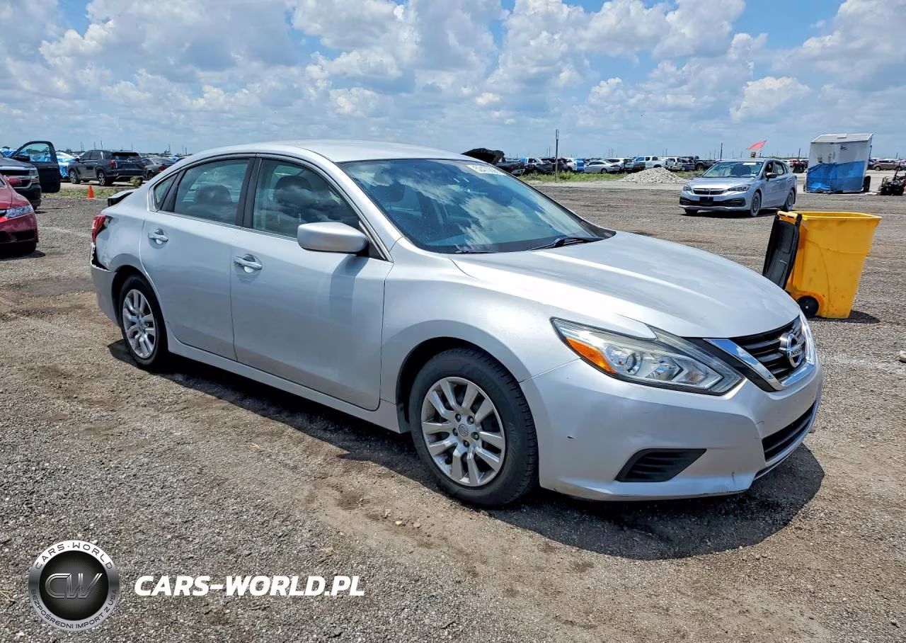 2017 Nissan Altima 2.5 S VIN:1N4AL3AP2HN335354 - 4