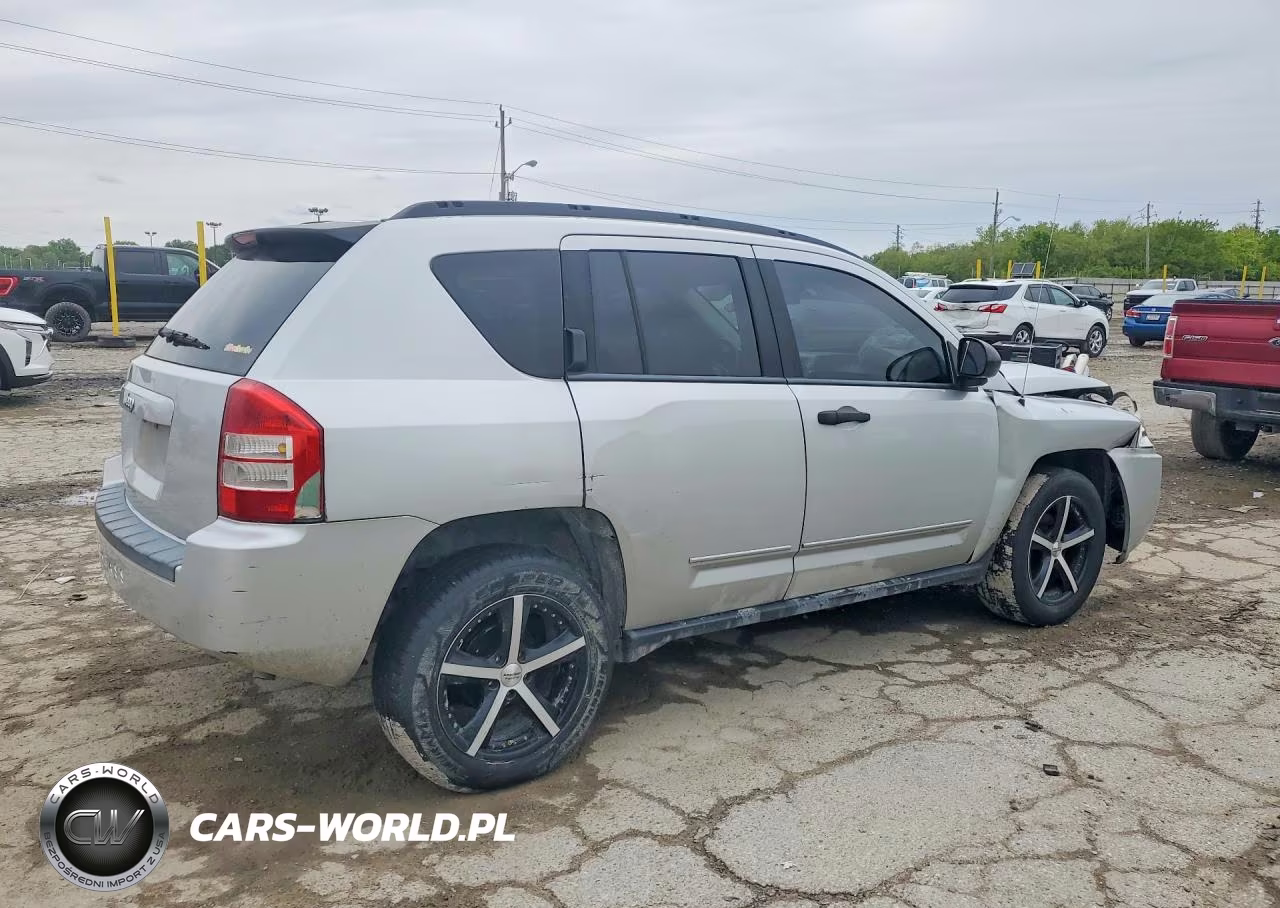 2008 Jeep Compass Sport VIN:1J8FT47058D783358 - 3