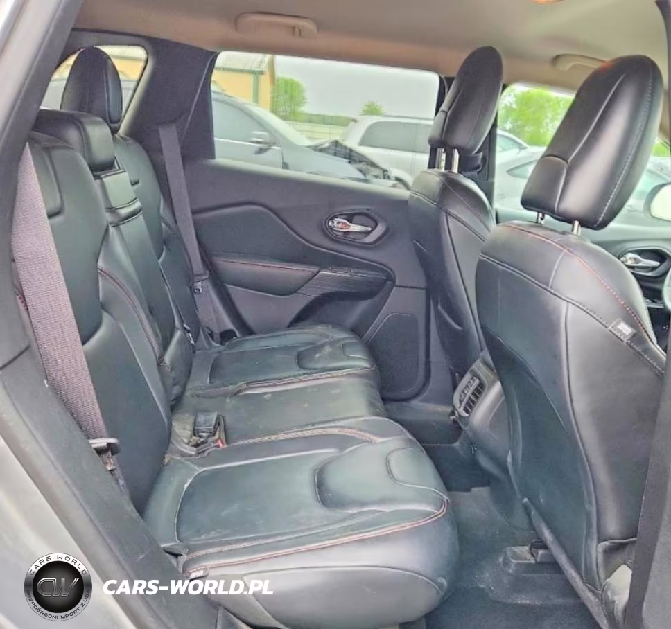 2014 Jeep Cherokee Trailhawk VIN:1C4PJMBSXEW132379 - 10
