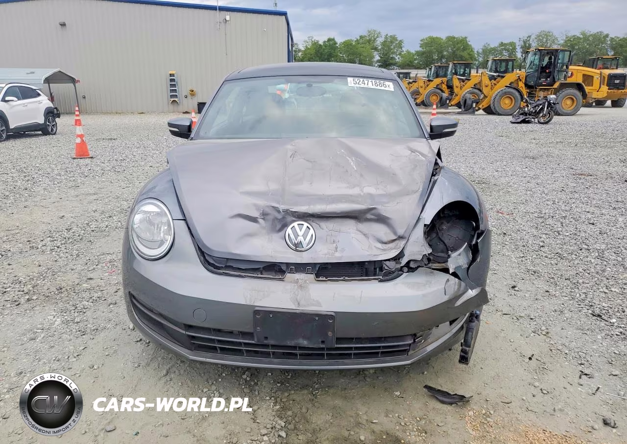 2013 Volkswagen Beetle VIN:3VWJP7ATXDM663271 - 4