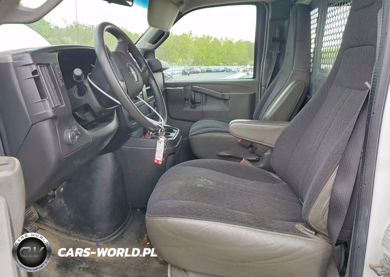 2018 GMC Savana G2500 VIN:1GTW7AFG9J1903078 - 7