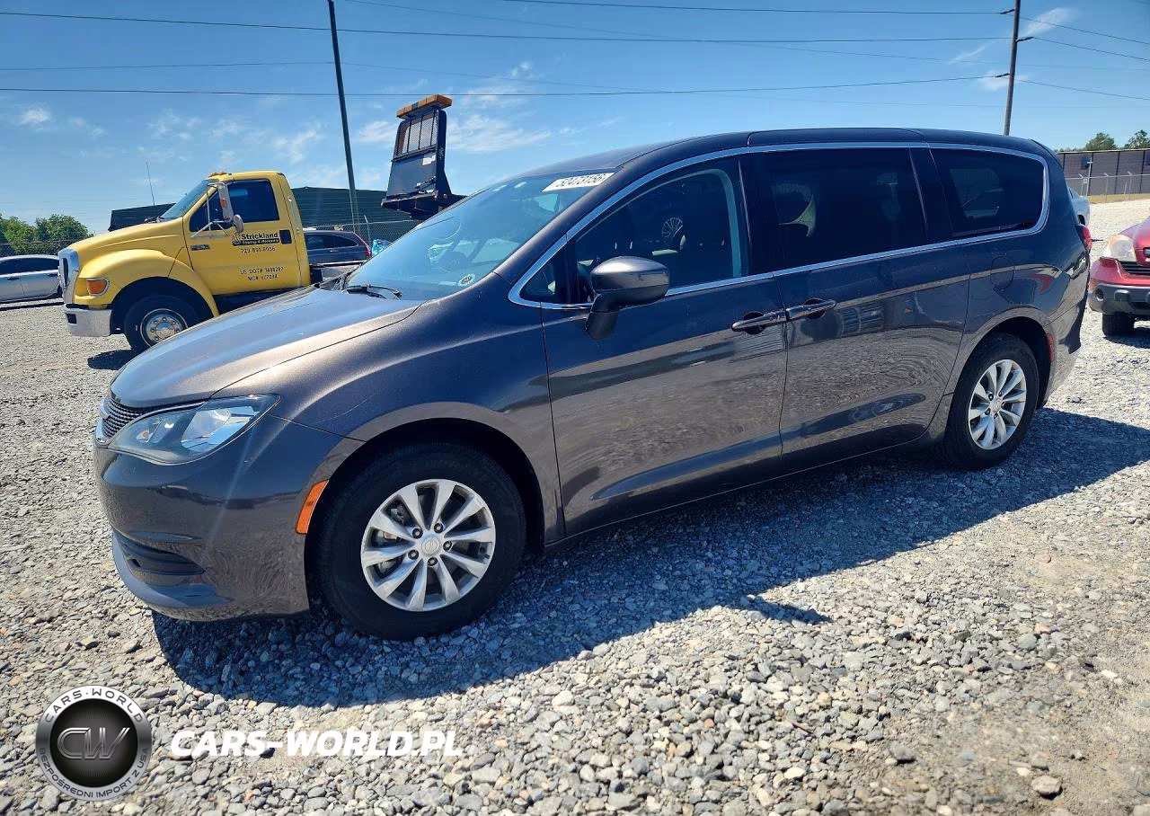 2017 Chrysler Pacifica Touring