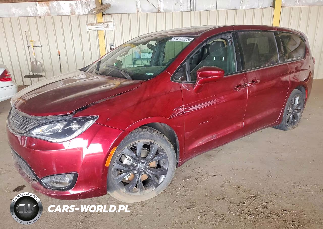 2018 Chrysler Pacifica Touring Plus