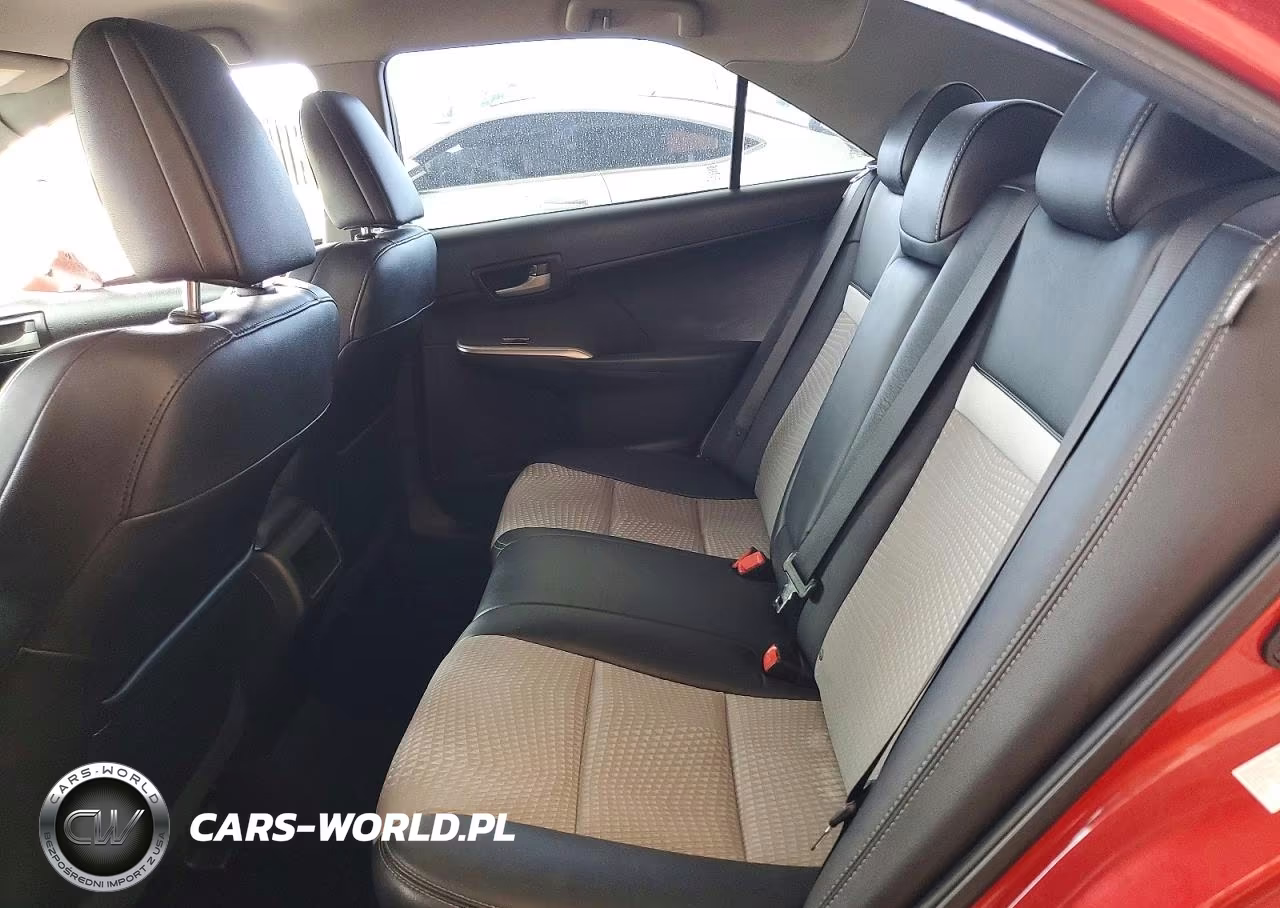 2014 Toyota Camry Se VIN:4T1BF1FK3EU747884 - 10