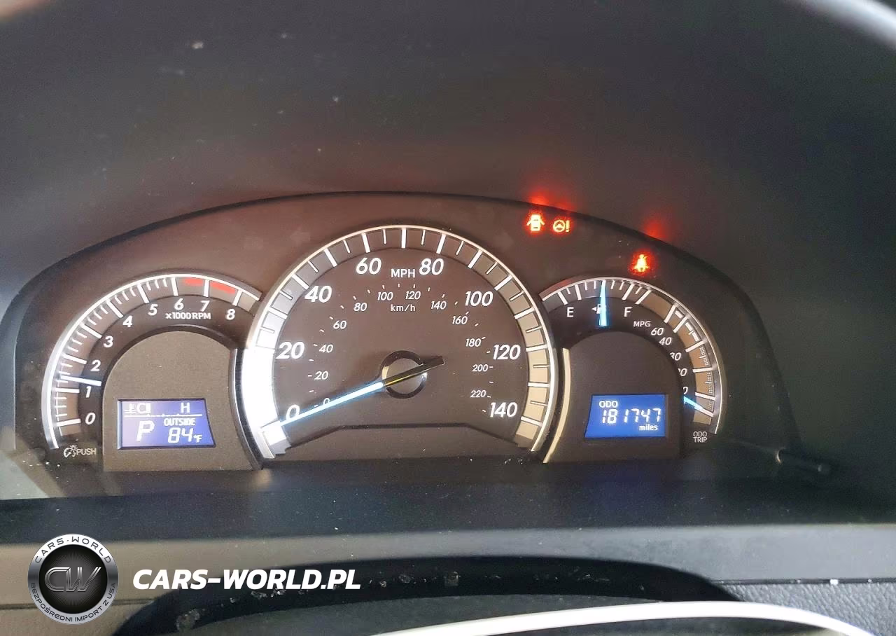2014 Toyota Camry Se VIN:4T1BF1FK3EU747884 - 9