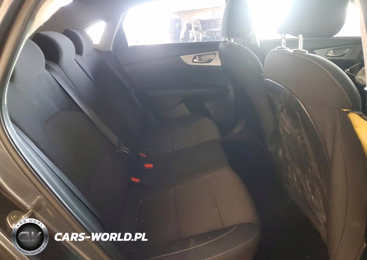 2023 Kia Forte Lxs VIN:3KPF24ADXPE528787 - 10