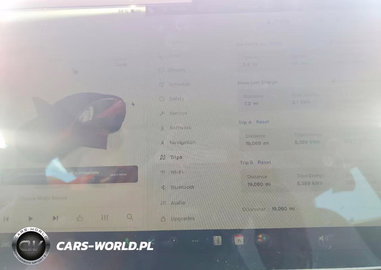 2023 Tesla Model 3 VIN:5YJ3E1EC0PF628384 - 9