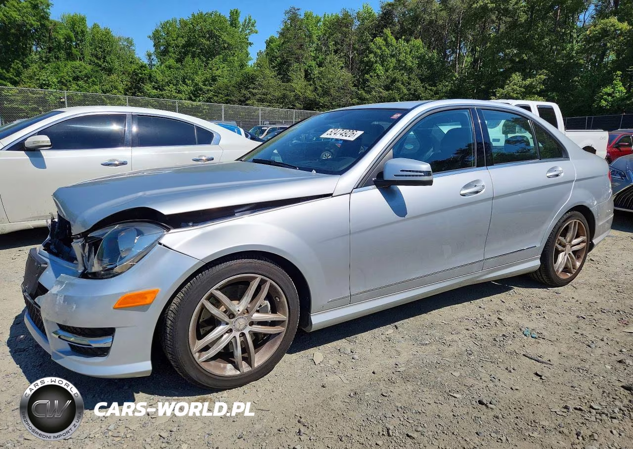 2013 Mercedes-Benz C 300 4Matic – zdjęcie 1 z 12