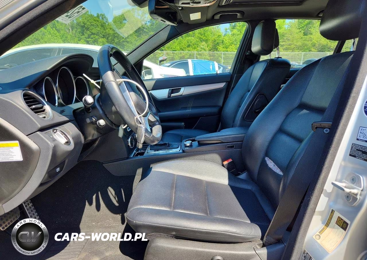 2013 Mercedes-Benz C 300 4Matic VIN:WDDGF8AB9DR300882 - 7